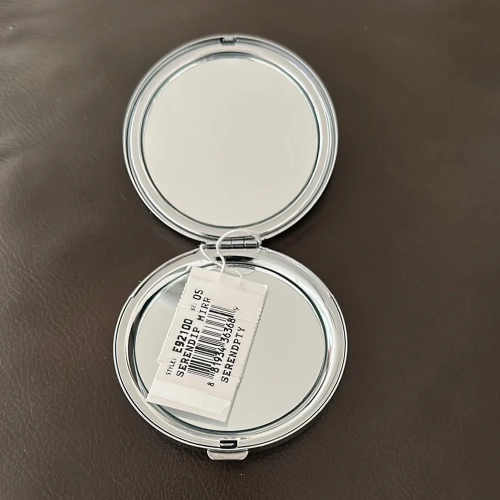 NWT Brighton Serendipity Silver Compact Mirror - Picture 2 of 3